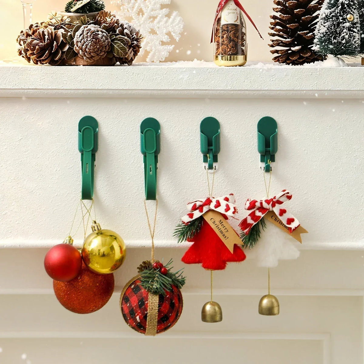 🎄 50% OFF! ✨ Silicone Christmas Wreath Ties & Traceless Hooks – Damage-Free Garland & Holiday Decor Fasteners, Stretchable Reusable Silicone Straps with High-Adhesion Removable Wall Hooks – 10-Second Quick-Wrap for Wreaths, Banisters & String Lights 🎅